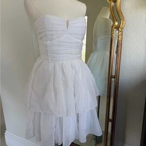 FLARED-SKIRT BANDEAU DRESS H&M Small Strapless White Tiered Mini Dress